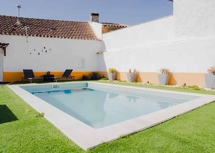 Schilla House T3 Private Pool, Near Peniche, West Coast *