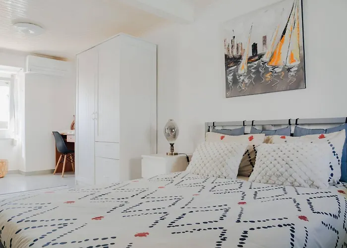 Villa Schilla House T3 Private Pool, Near Peniche, West Coast *